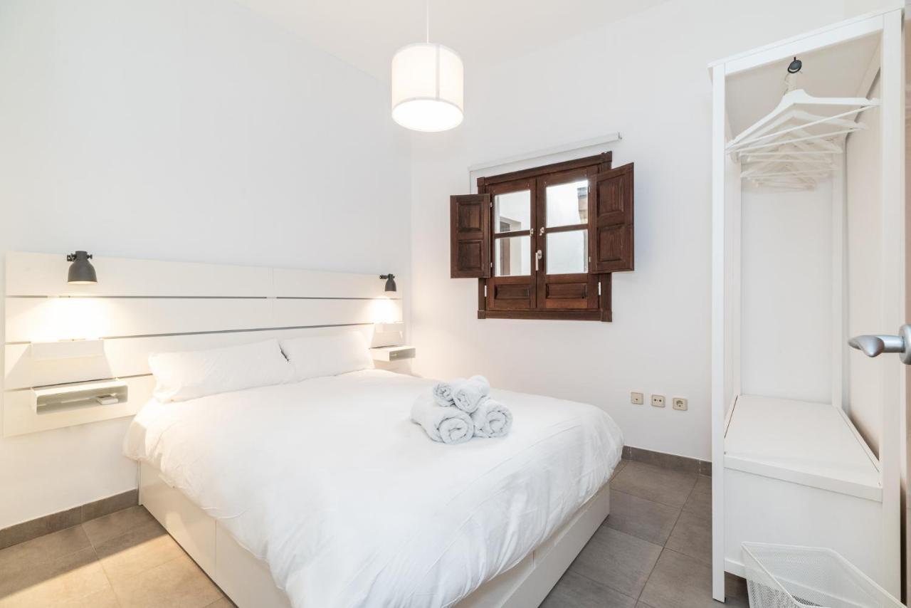 Moderno Apartamento Centro De Granada 2 エクステリア 写真