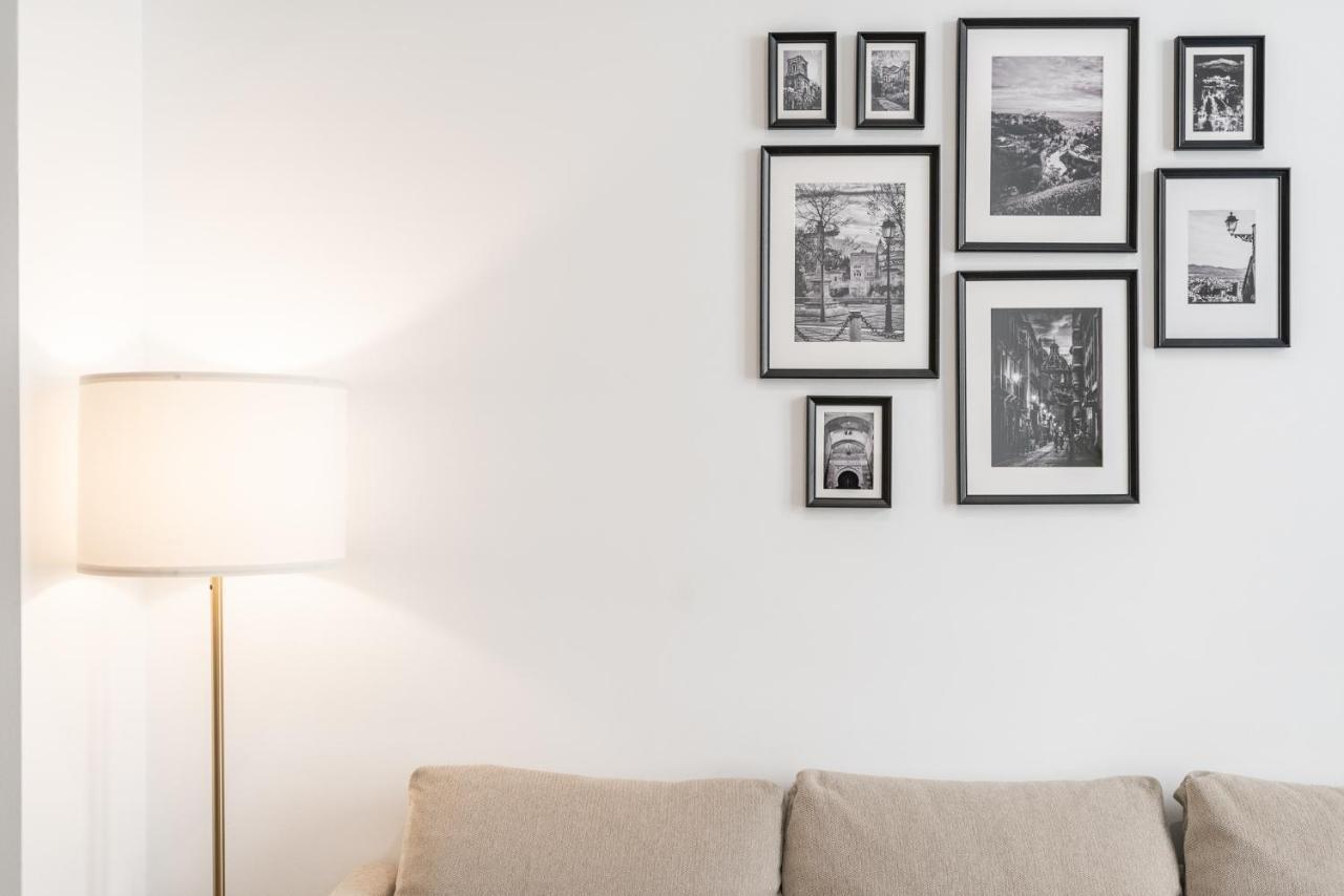 Moderno Apartamento Centro De Granada 2 エクステリア 写真