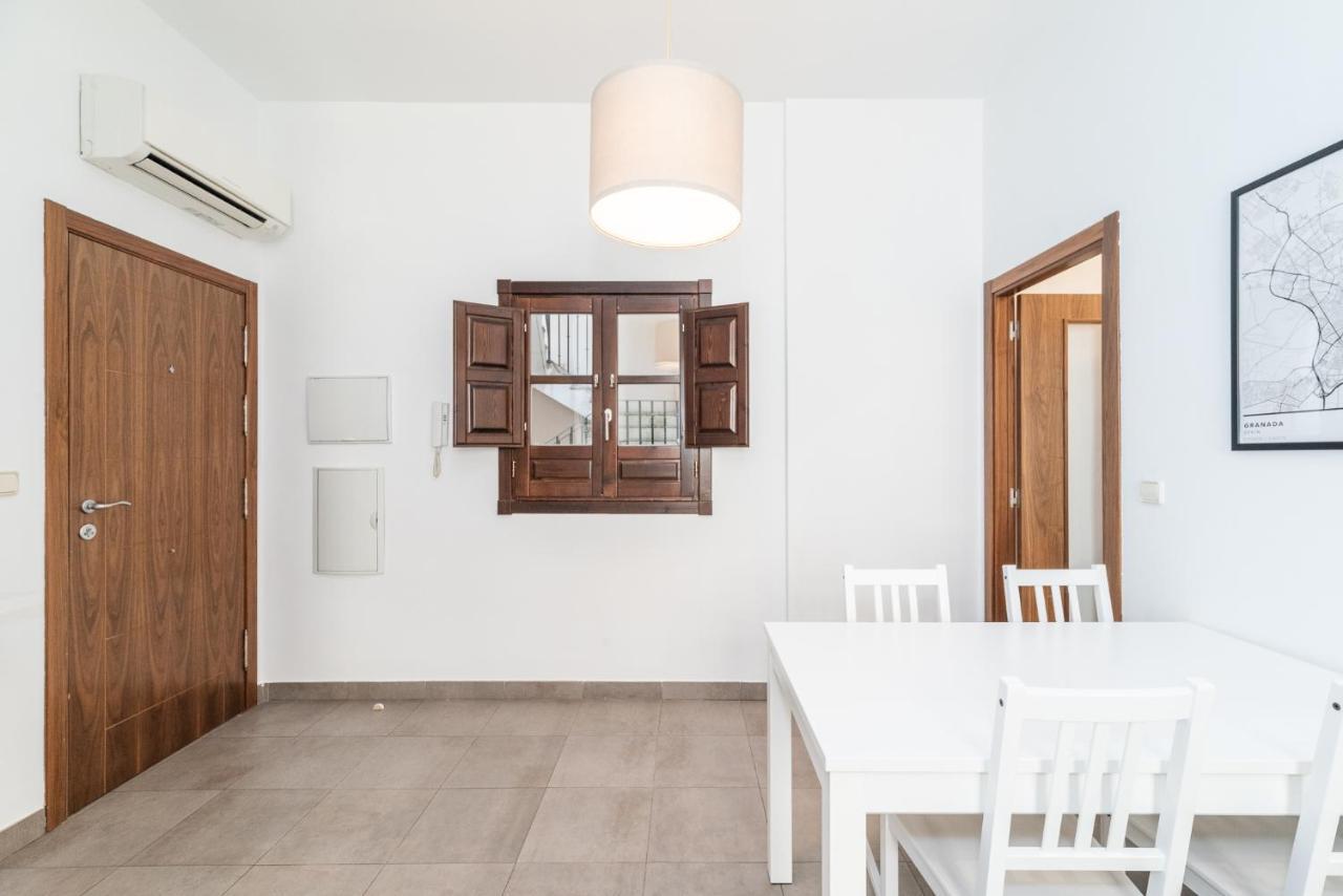 Moderno Apartamento Centro De Granada 2 エクステリア 写真
