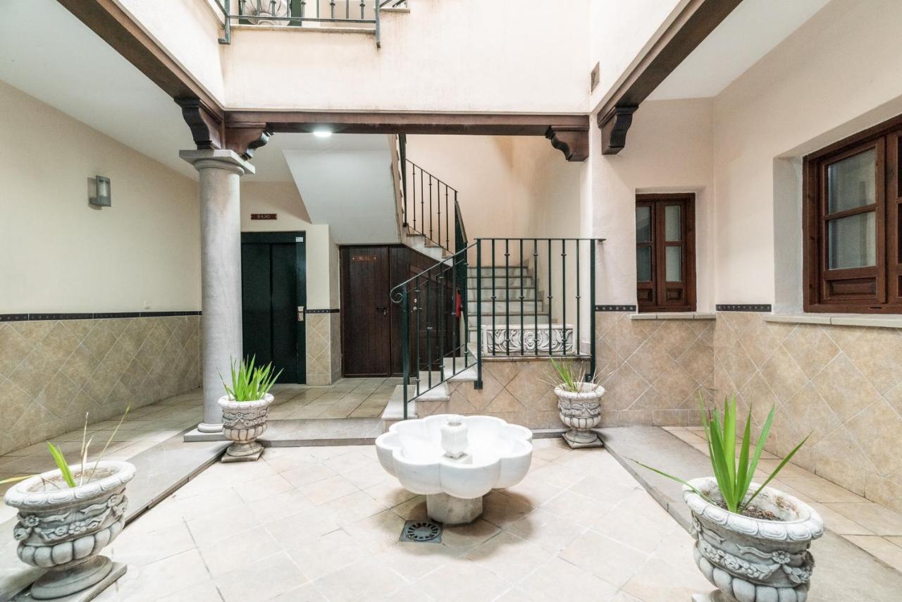 Moderno Apartamento Centro De Granada 2 エクステリア 写真