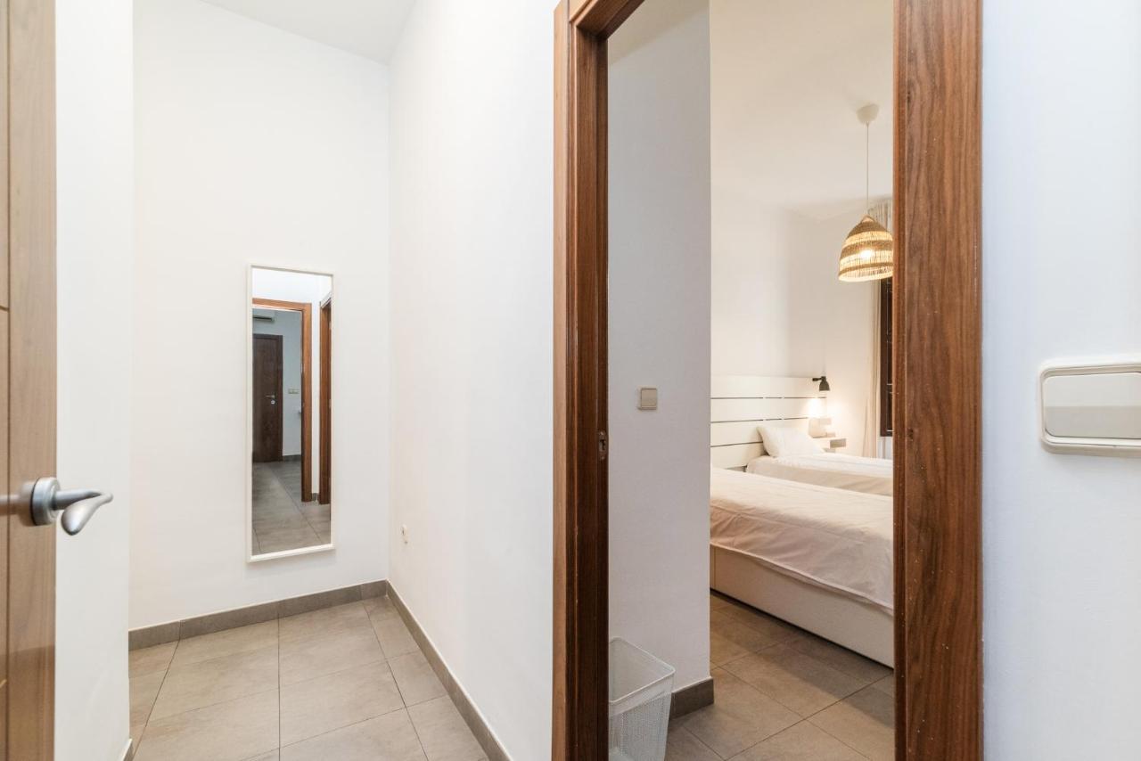 Moderno Apartamento Centro De Granada 2 エクステリア 写真